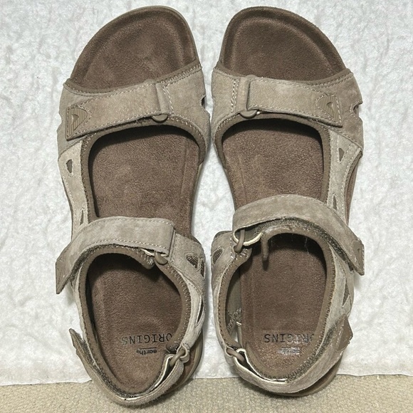 Earth Origins Womens Savoy Skylar Taupe Suede Casual Strap Sandals Shoes SZ 9 W - Picture 5 of 11